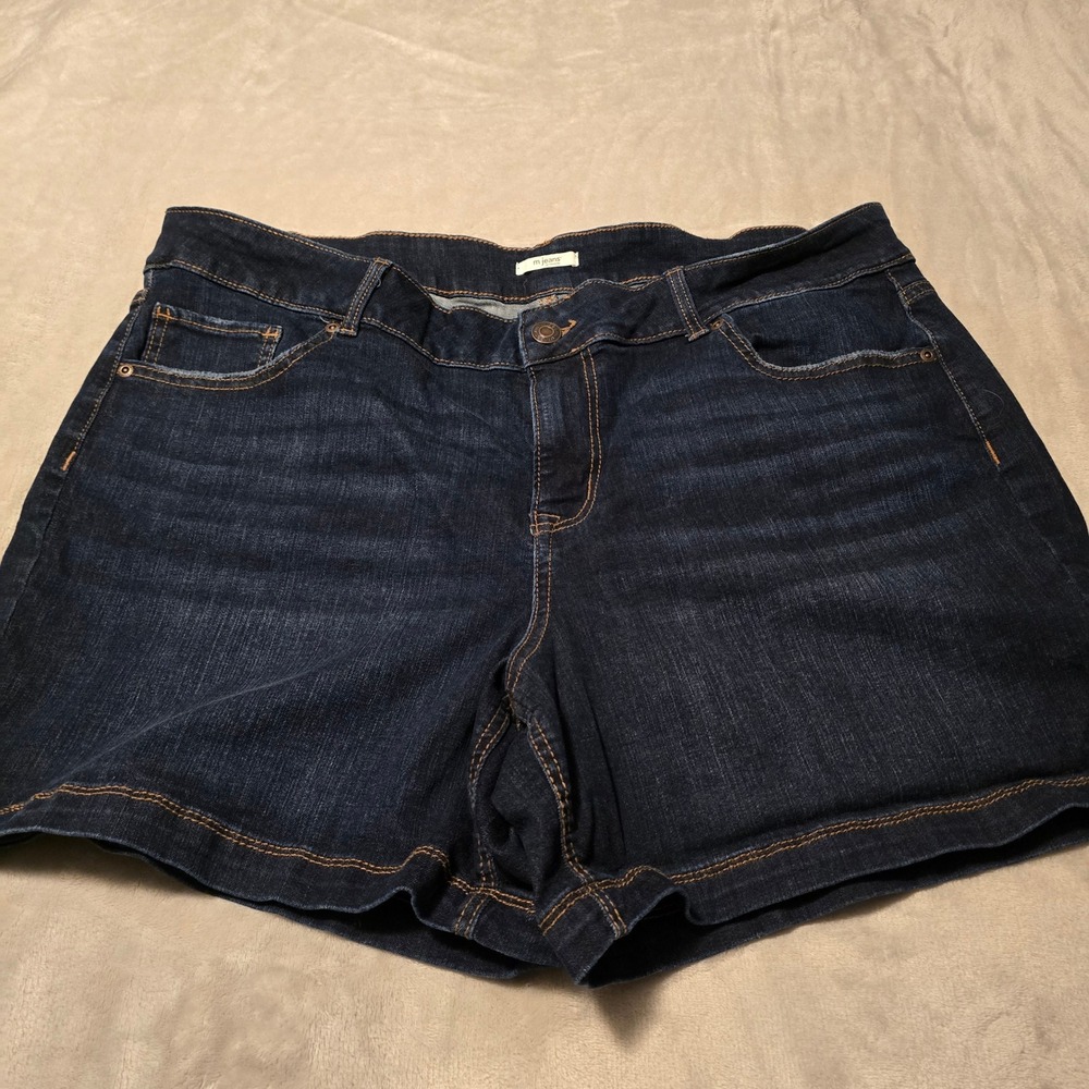 Maurices m jeans Womens 20W Dark Wash Stretch Denim Shorts Mid Rise 5-Pocket
